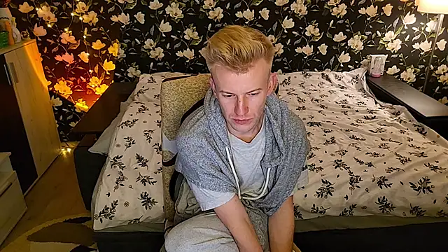 Онлайн чат XXX Vuitton