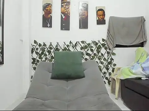 Latins_Boss Chat XXX in diretta