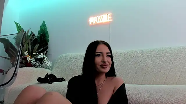 EmeraldKatt's Live XXX Chat