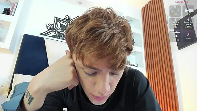 Tomy_Rox Live XXX-chat