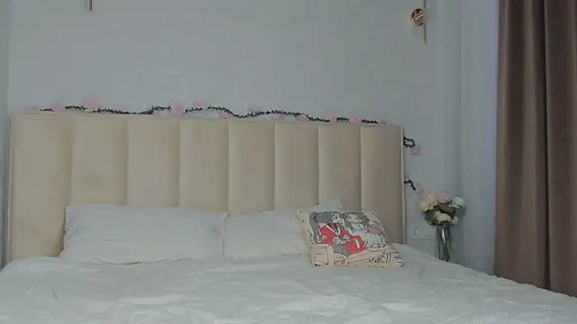 urloveets 网络视讯表演