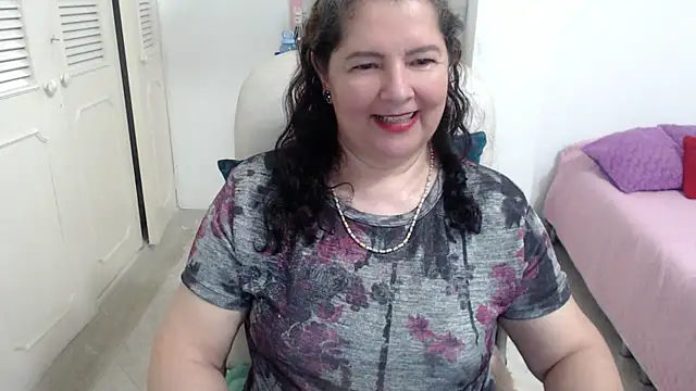 leonela_69 Live XXX-Chat