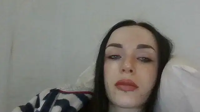 Chat +18 de Trinsy_Love ao vivo