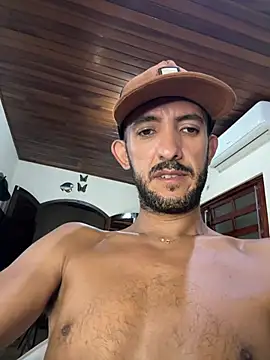 BengalasCB Adlı Modelin Canlı XXX Sohbeti