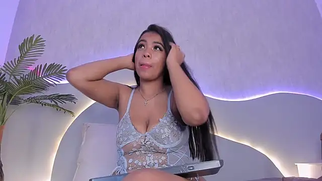 Chat XXX en directo de CannelaSmith