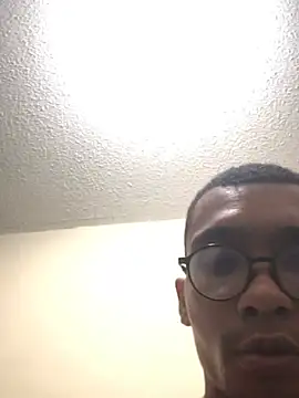 Aaronblack1_'s Live XXX Chat