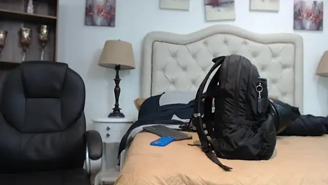 Živý XXX chat Ibratxandy