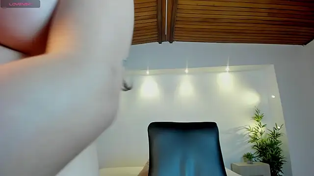 zoelins' Live XXX Chat