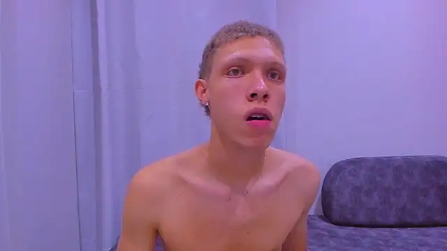 Show modela greiberland na web-kameri