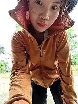 Ruby_Lucy's Live XXX Chat