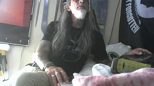 Chat +18 de crassanova ao vivo