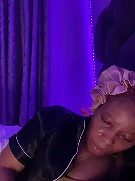 RainBougie's Live XXX Chat