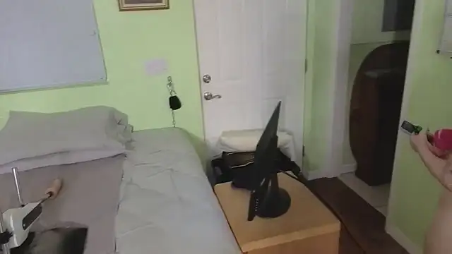 Prepare2Twerk live XXX chat