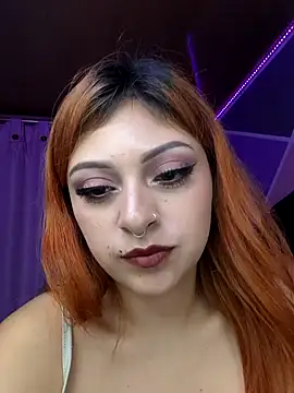 Emmily_Walker élő XXX-chatje