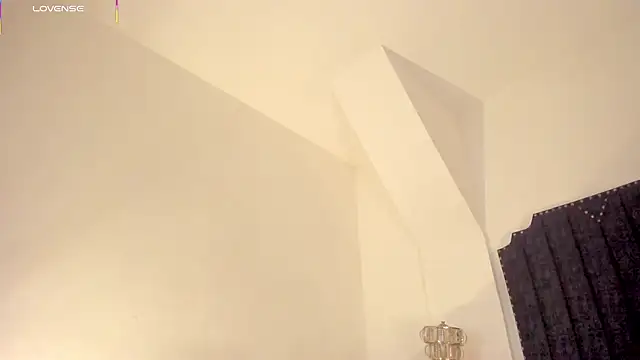 Chat +18 de gabriella_ortiz ao vivo