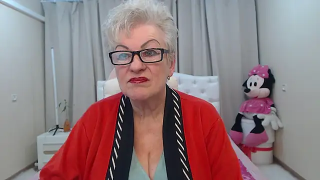 KayleSmoll Chat XXX in diretta