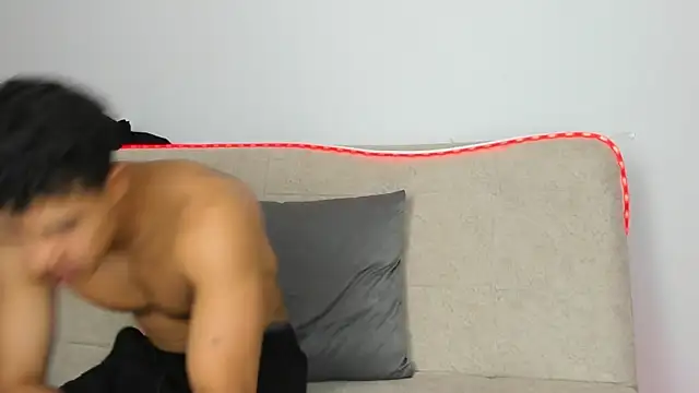 _Alex_Colton Show in webcam