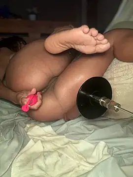 ROUSSH Live XXX Chat