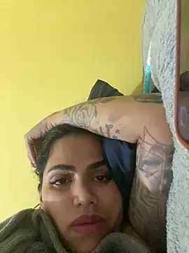 Show de danilyns na webcam