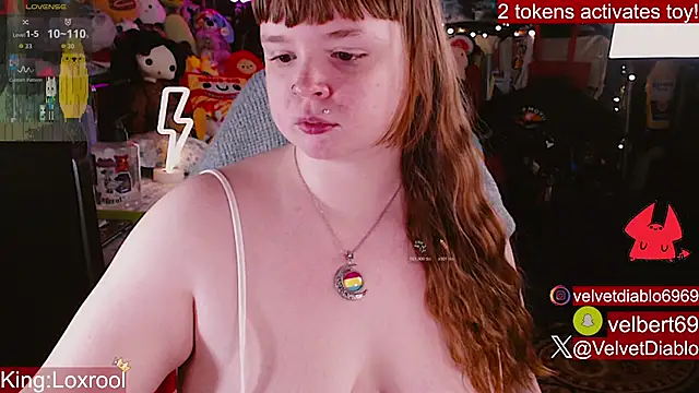 VelvetDiablo 在線直播表演