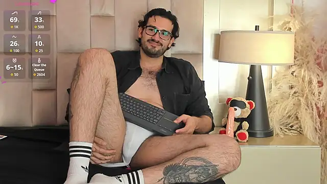 AdrianSith webkamerás műsora