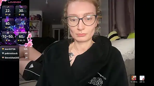 harleyblair élő XXX-chatje