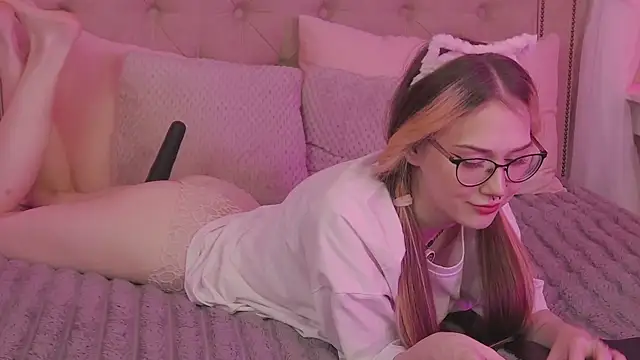 Онлайн чат XXX SashaMeow