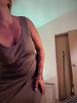 halaaa_1 Chat XXX in diretta