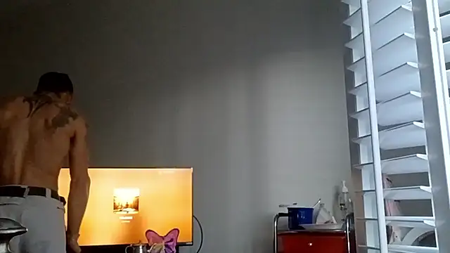 alphacloudGod: вебкам-шоу