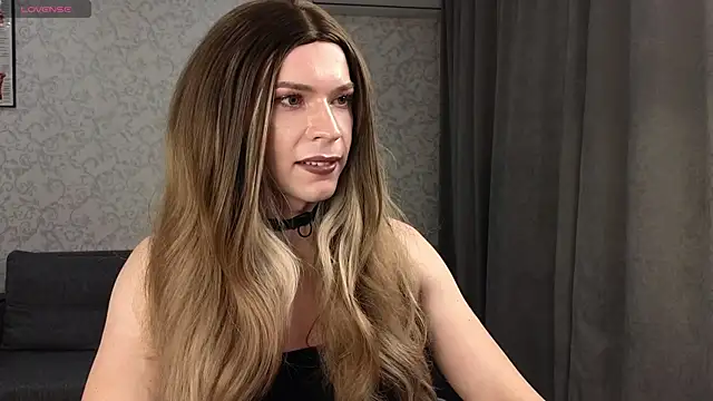 Anna_inHear Adlı Modelin Web Kamerası Şovu