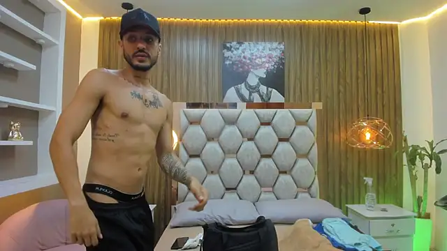 denis_winslow webcam show