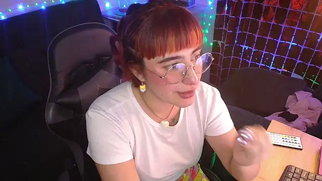 Miacatsito3's Live XXX Chat