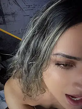 JennaSkyeXXX's Webcam Show