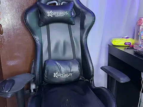 BigTitsGirl04: απευθείας συνομιλία ΧΧΧ