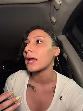 Chat XXX ao vivo de FerrariFrench