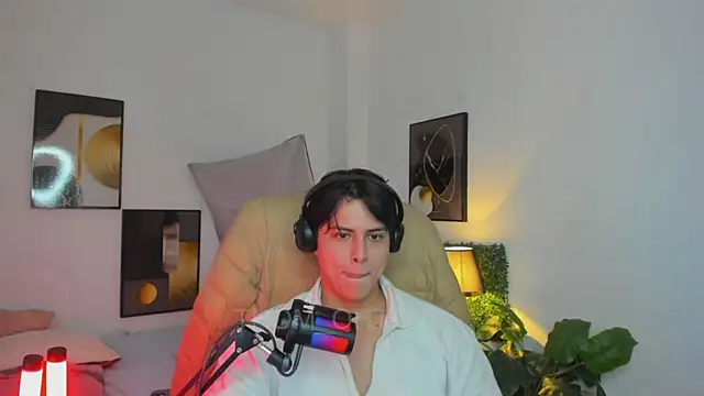 Thom_Ohtani – Naživo XXX chat