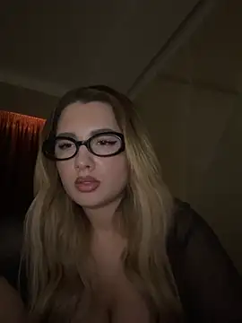 EclipseLunaireSouveraine Webcam Show