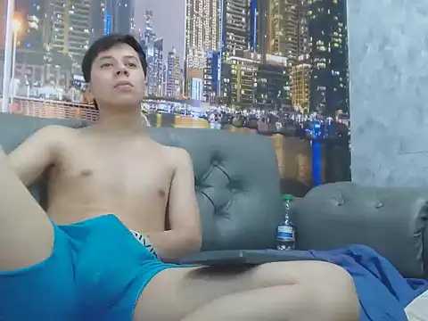 santiago_xxxcol Webcamshow