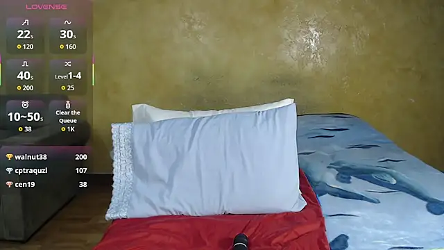 LilyQueen_cg Adlı Modelin Canlı XXX Sohbeti