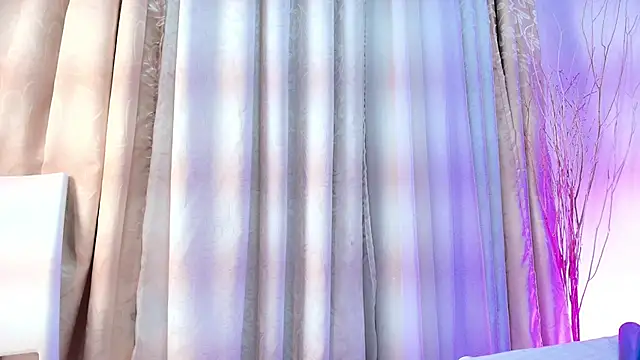 SeleneLujan's Live XXX Chat