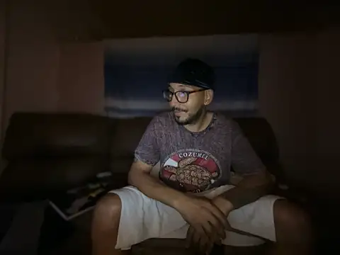 ThrowedWorldWide Live XXX Chat