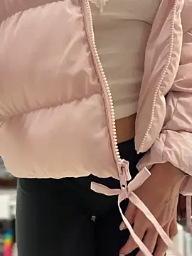 lunagirl13 webcam show