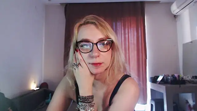 Chatroom XXX en direct de welliza