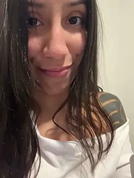 NicolleCooper webcam show