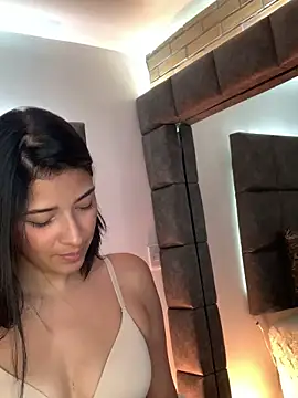 BrigitteVons' Live XXX Chat