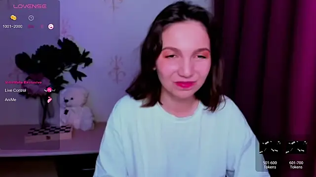 KindHazelHere_'s Live XXX Chat