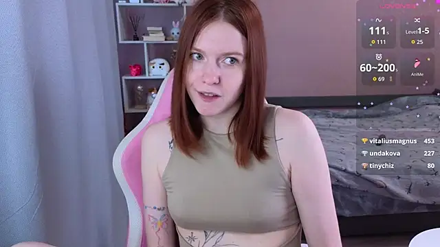 CassieJuice69: онлайн-секс-чат