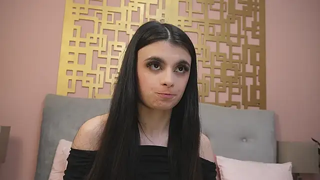 SweettLunaa Chat XXX in diretta