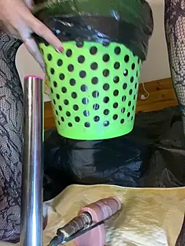 YEAG-QQ's Webcam Show