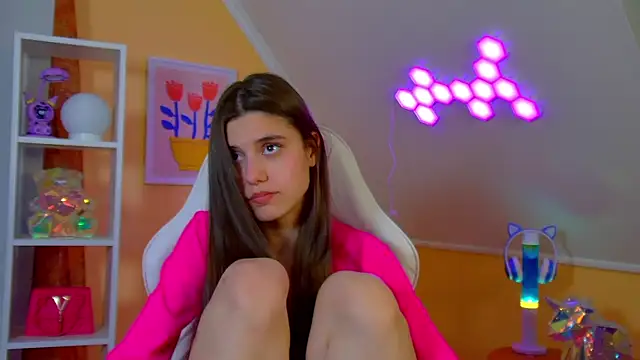 ArianaAllens: онлайн-секс-чат